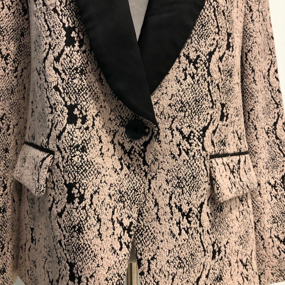 Free People Blazer - Picture 2 of 8